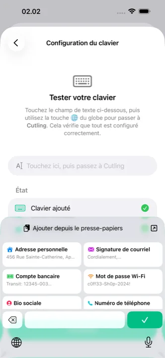 Le clavier Cutling ouvert sur un téléphone, avec des cutlings enregistrés prêts à être touchés